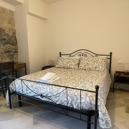 Castello D'Alcontres Guest House 3 Stelle Nizza di Sicilia Exterior foto