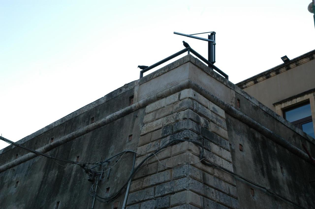 Castello D'Alcontres Guest House 3 Stelle Nizza di Sicilia Exterior foto
