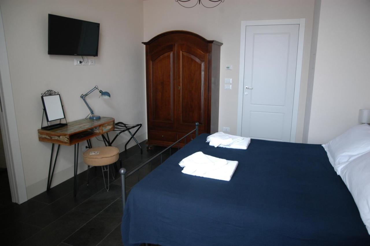 Castello D'Alcontres Guest House 3 Stelle Nizza di Sicilia Exterior foto