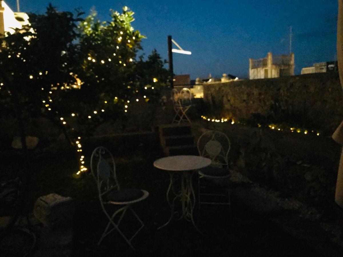 Castello D'Alcontres Guest House 3 Stelle Nizza di Sicilia Exterior foto